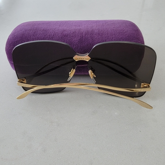 COPY - Runway collection Gucci sunglasses - Picture 2 of 6